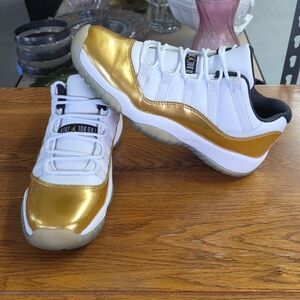 Nike Air Jordan 11 Retro Low GS “Closing Ceremony” 528896-103 Size 6.5Y